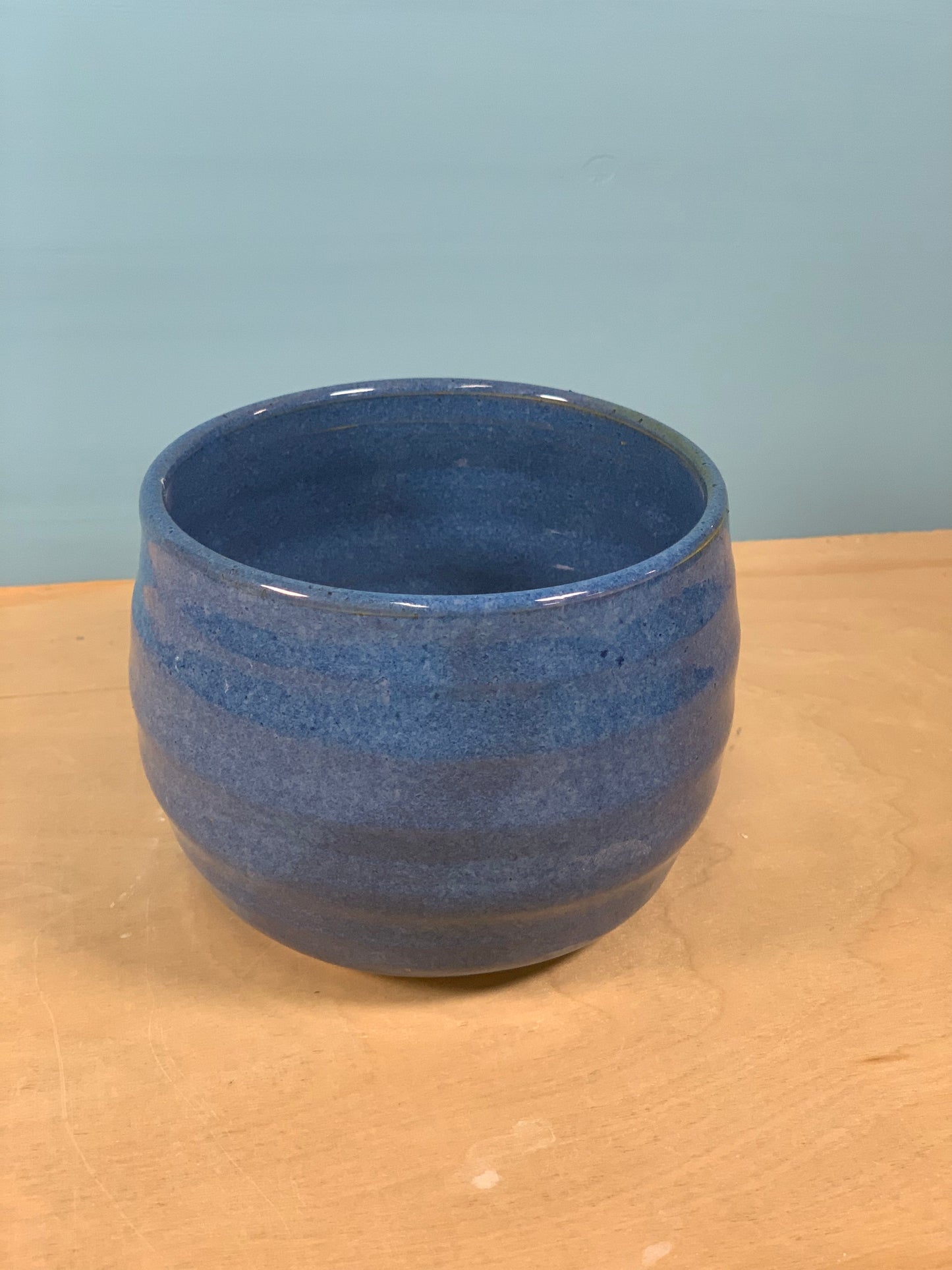 Small blue swirled pot