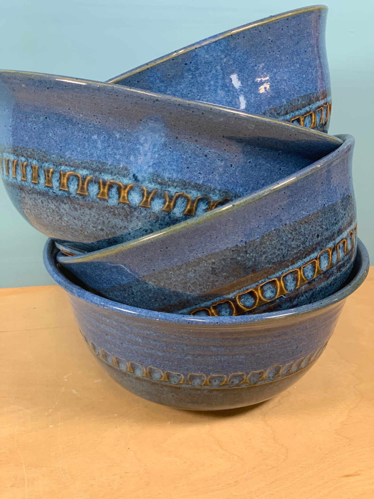 Set of 4 Blue and brown cereal bowls