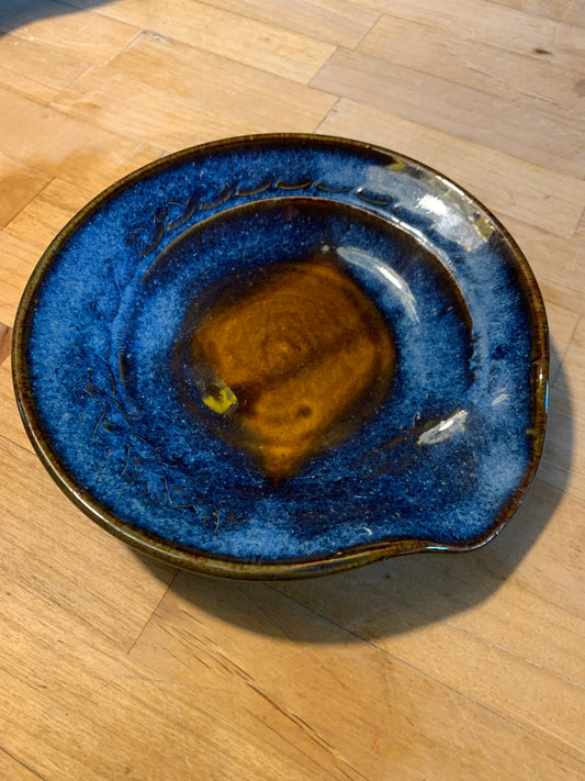 Blue and brown Spoon dish